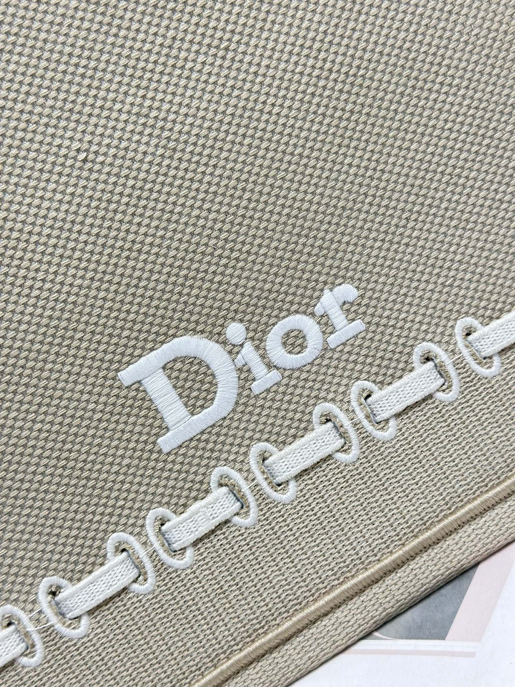DIOR 26S LARGE BOOK TOTE 42 IN BEIGE WOVEN FABRIC