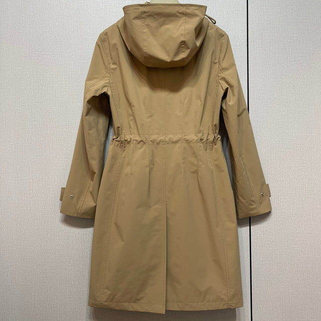 BURBERRY 25S COAT 320