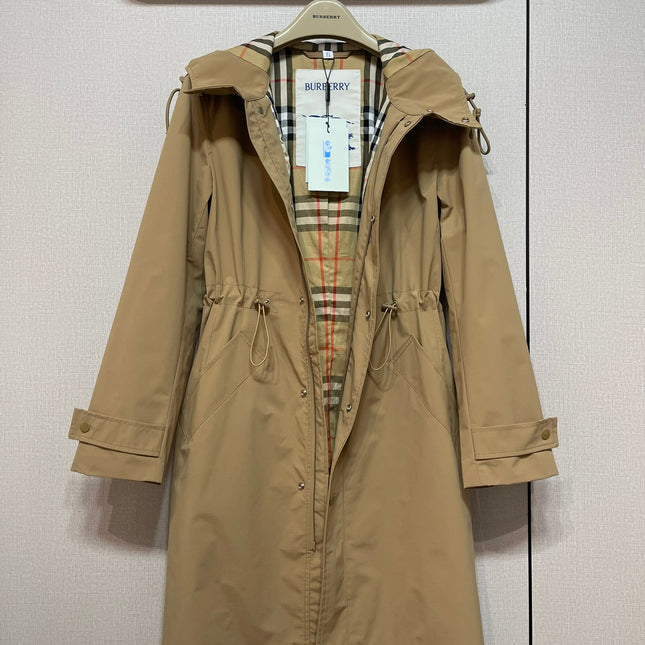 BURBERRY 25S COAT 320