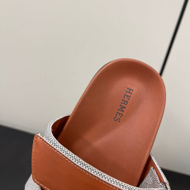 CHYPRE SANDAL ORANGE MIX CREAM CALFSKIN