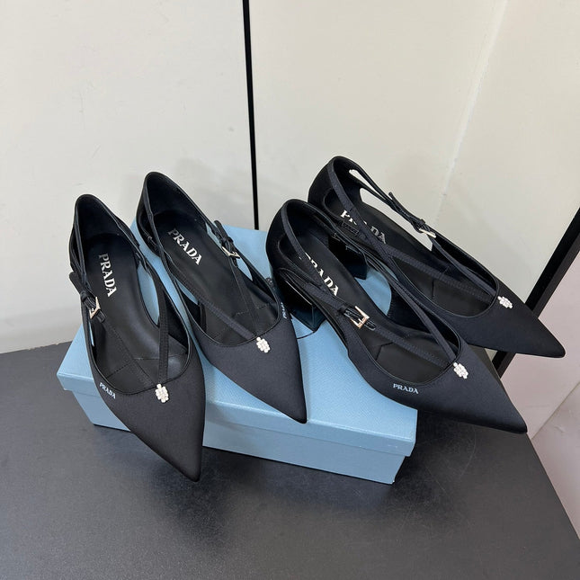 CUT-OUT PUMPS WITH BEAD BUCKLE IN BLACK SATIN