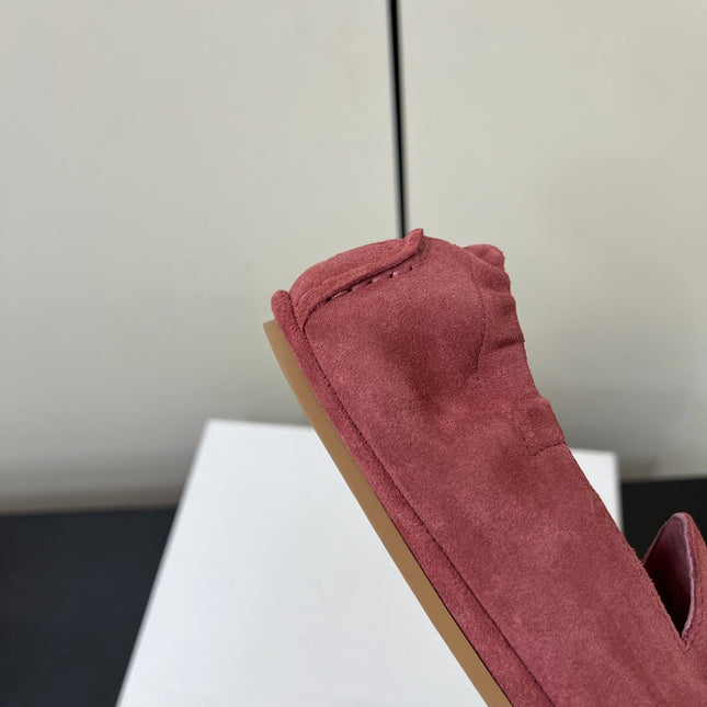 CELINE 26S MAILLON TRIOMPHE LOAFER IN PINK SUEDE