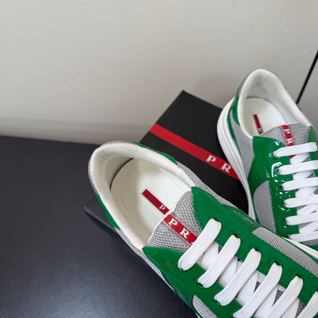 PRADA 26S SNEAKERS IN GREEN PATENT CALFSKIN AND WHITE MESH