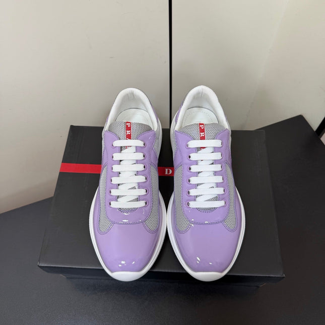 PRADA 26S SNEAKERS IN LIGHT PLUM PATENT CALFSKIN AND WHITE MESH