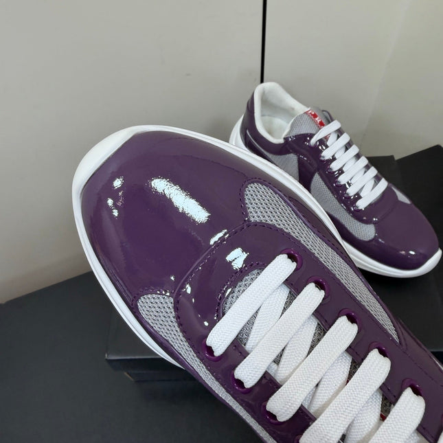 PRADA 26S SNEAKERS IN PLUM PURPLE PATENT CALFSKIN AND WHITE MESH