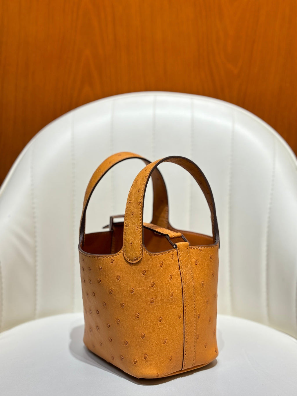 HM 25S PICOTIN LOCK 14 CM IN BURNT ORANGE OSTRICH WITH SILVER HARDWARE