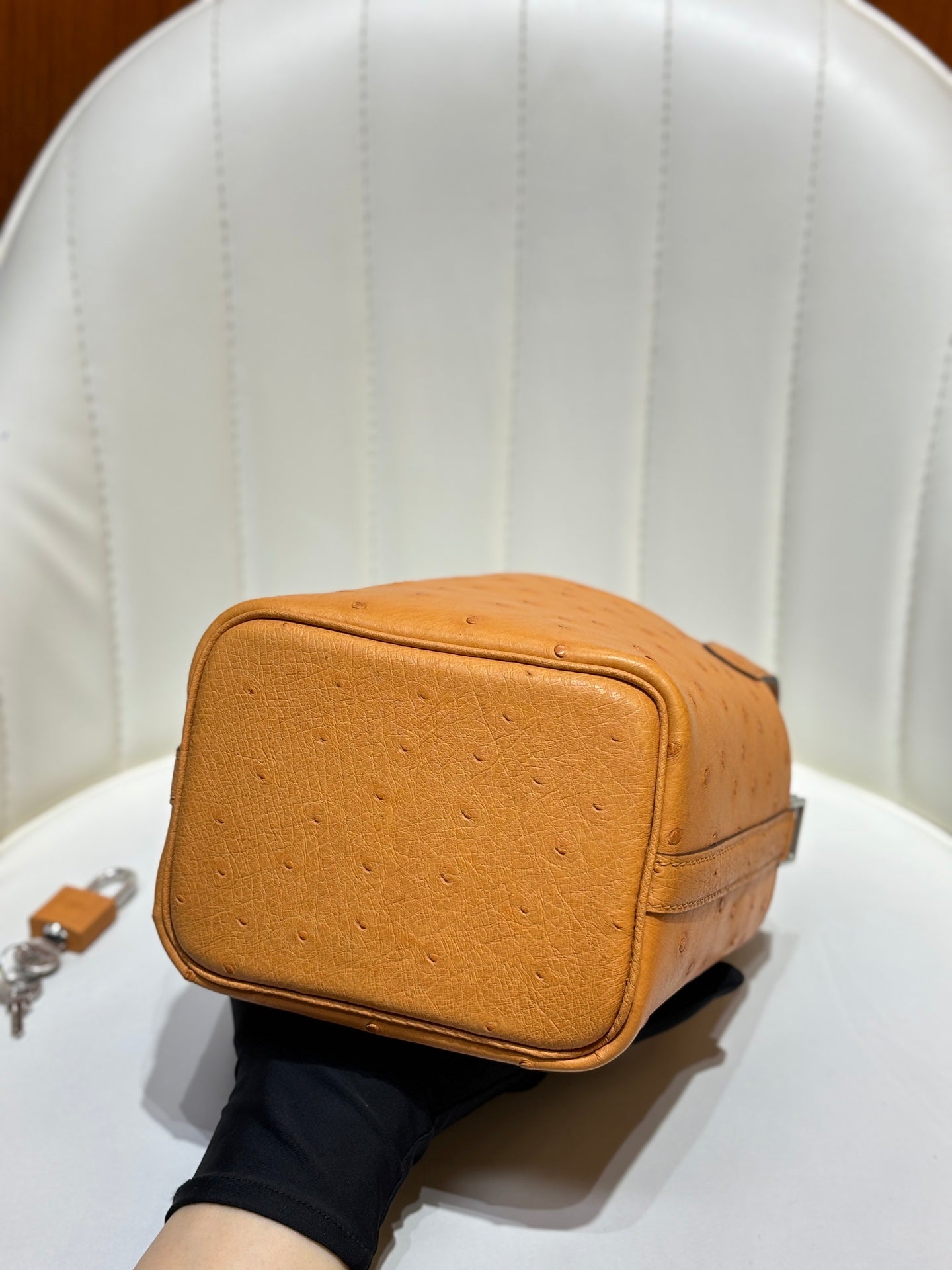 HM 25S PICOTIN LOCK 14 CM IN BURNT ORANGE OSTRICH WITH SILVER HARDWARE
