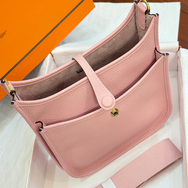 HM 26S EVELYNE BAG 23CM IN PINK GRAINED CALFSKIN