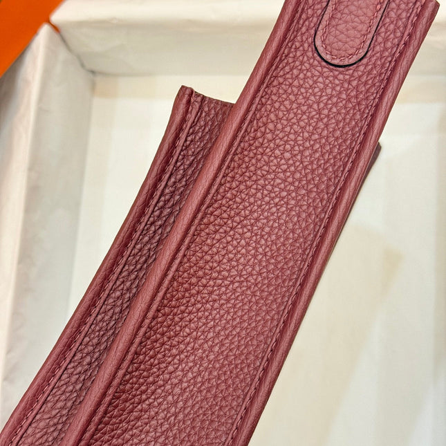 HM 26S EVELYNE BAG 23CM IN WINE RED GRAINED CALFSKIN