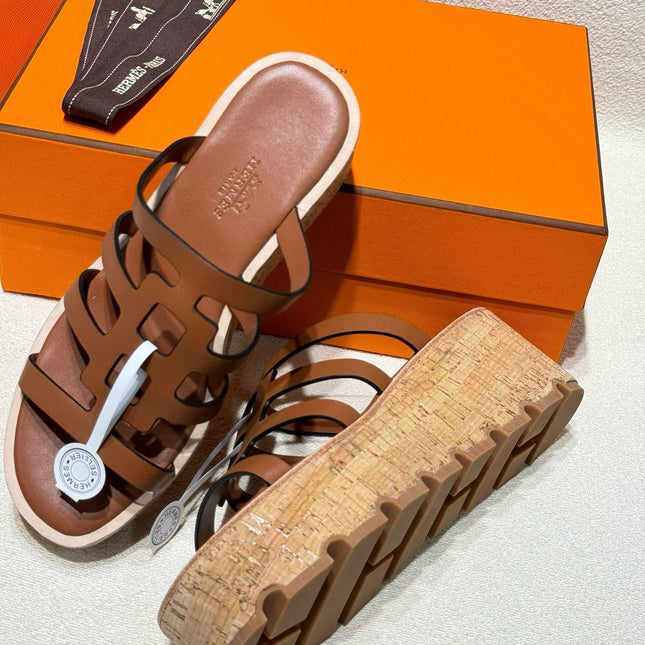 ISABELLA SANDAL CARAMEL CALFSKIN