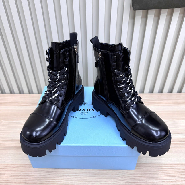 PRADA 25S MONOLITH BOOTS IN BLACK GLOSSY CALFSKIN