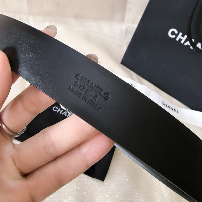 DOUBLE C CHAIN BELT 30MM IN BLACK CALFSKIN LOGO CRYSTAL GOLD BUCKLE