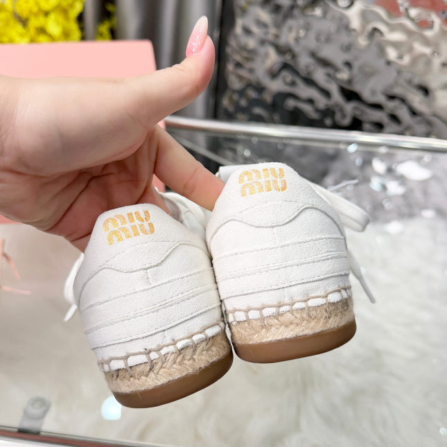 MIUMIU 26S SNEAKERS IN WHITE SUEDE