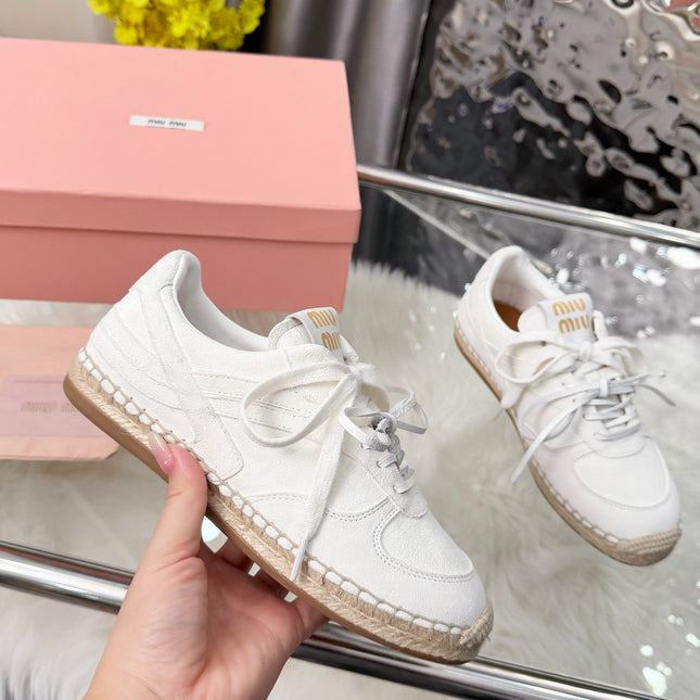 MIUMIU 26S SNEAKERS IN WHITE SUEDE