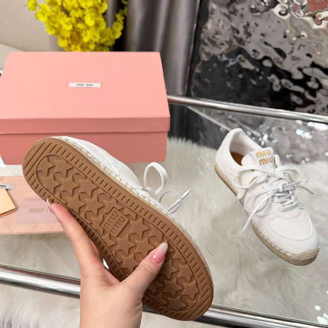 MIUMIU 26S SNEAKERS IN WHITE SUEDE