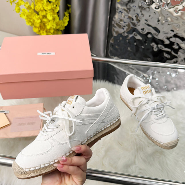 MIUMIU 26S SNEAKERS IN WHITE SUEDE