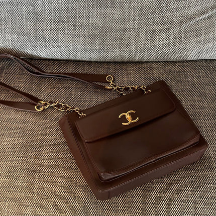 CHANEL 26S FLAP SHOULDER BAG 26 IN DARK BROWN LAMBSKIN GOLD HARDWARE