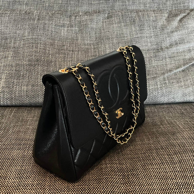 CHANEL 26S LARGE CC LOGO FLAP SHOULDER BAG 33 IN BLACK CAVIAR CALFSKIN GOLD HARDWARE