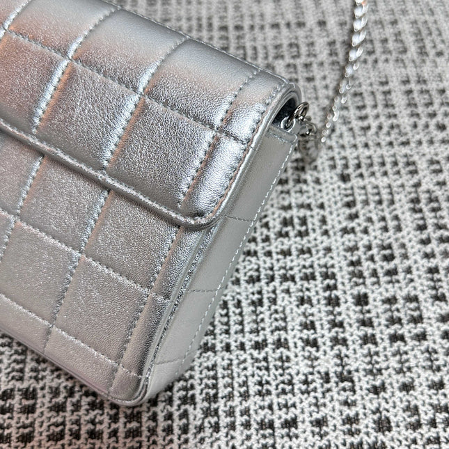 CHANEL 26S FLAP BAG 26 IN SILVER CALFSKIN SILVER HARDWARE