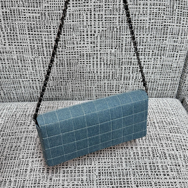 CHANEL 26S FLAP BAG 26 IN BLUE DENIM AND BLACK CALFSKIN DARK SILVER HARDWARE