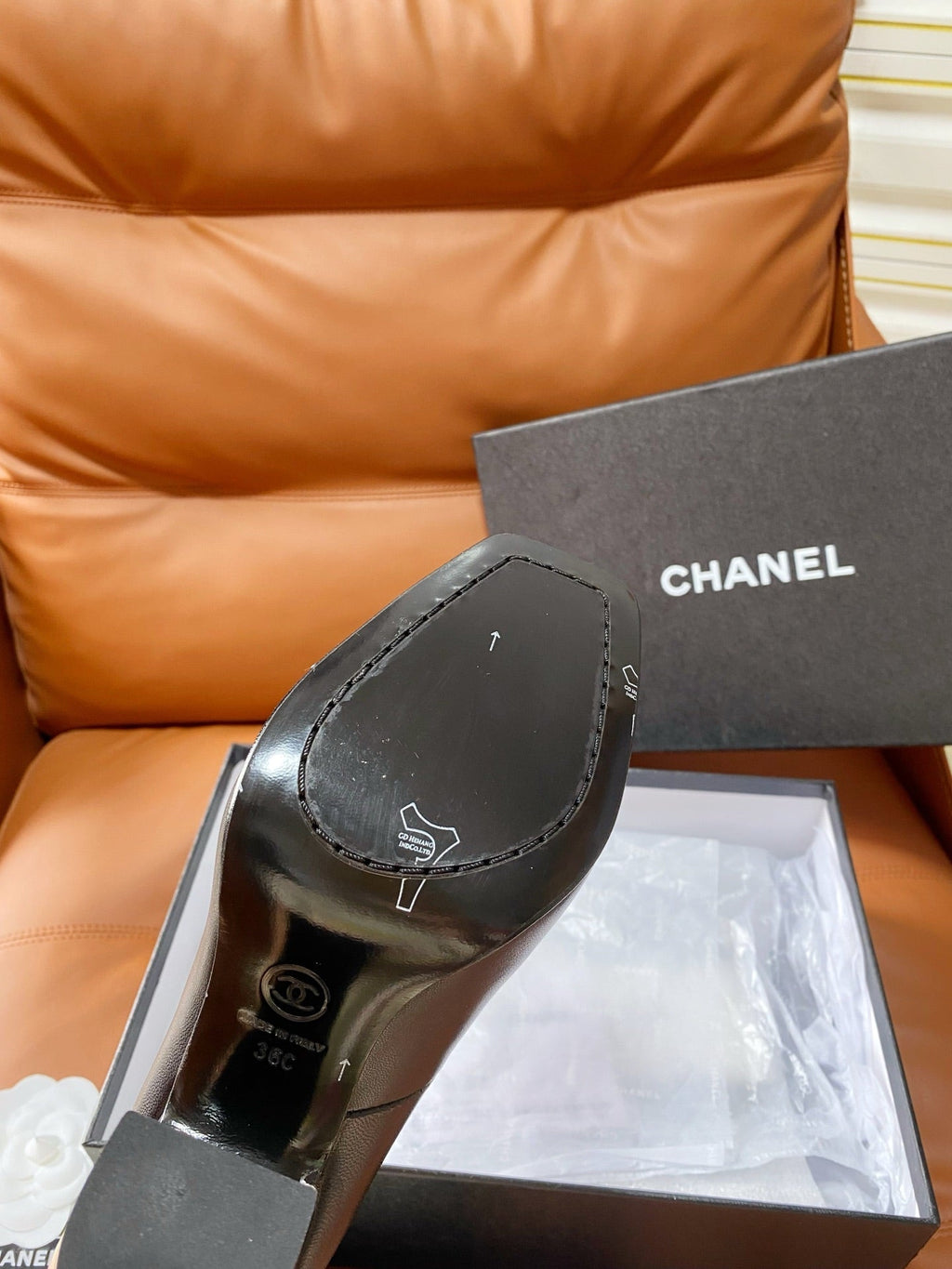 CHANEL 26S HIGH-HEEL 90 MM IN BLACK PATENT AND GUNMETAL LAMBSKIN