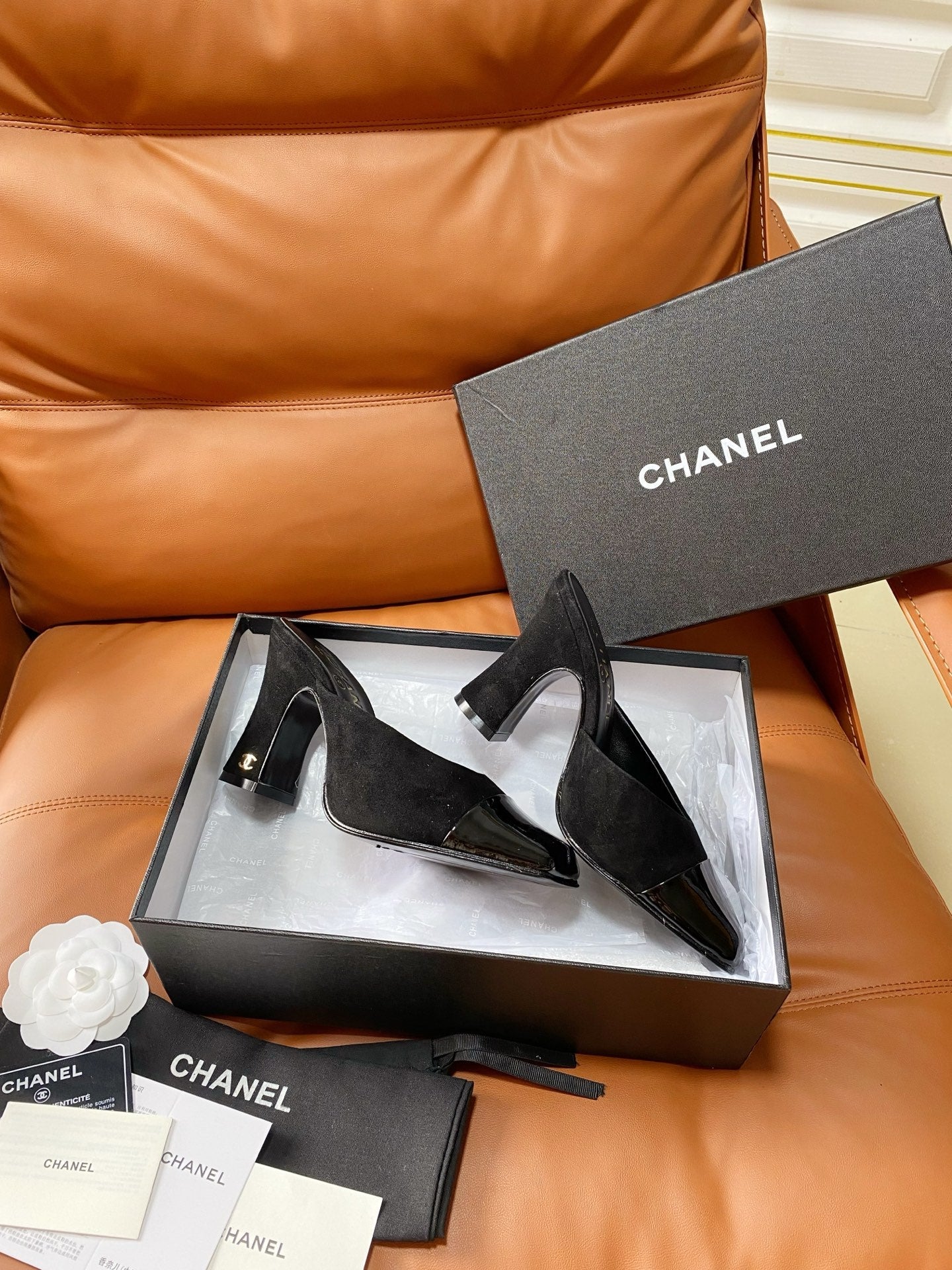 CHANEL 26S HIGH-HEEL MULES 90 MM IN BLACK SUEDE AND LAMBSKIN