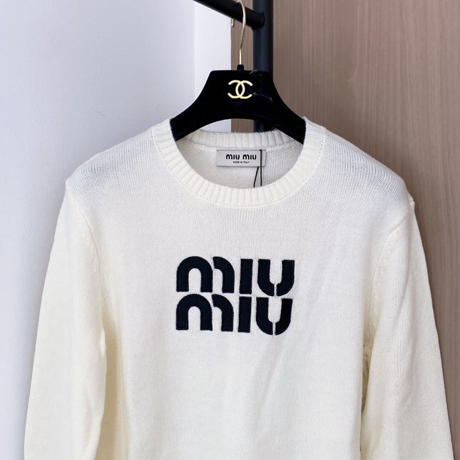 MIUMIU SWEATER STYLE 704