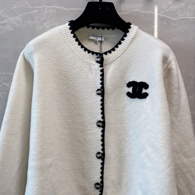 CHANEL 26S CARDIGAN JACKET 655