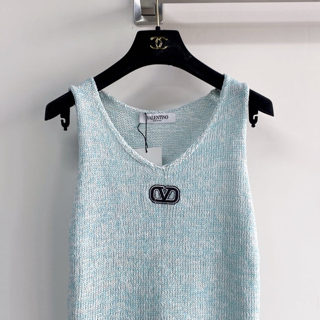 VALENTINO 26S SLEEVELESS SWEATER STYLE 111