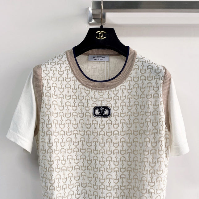 VALENTINO 26S SHORT-SLEEVE SWEATER STYLE 109