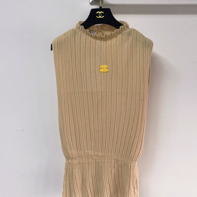 CHANEL 26S SLEEVELESS SHIRT STYLE 1044