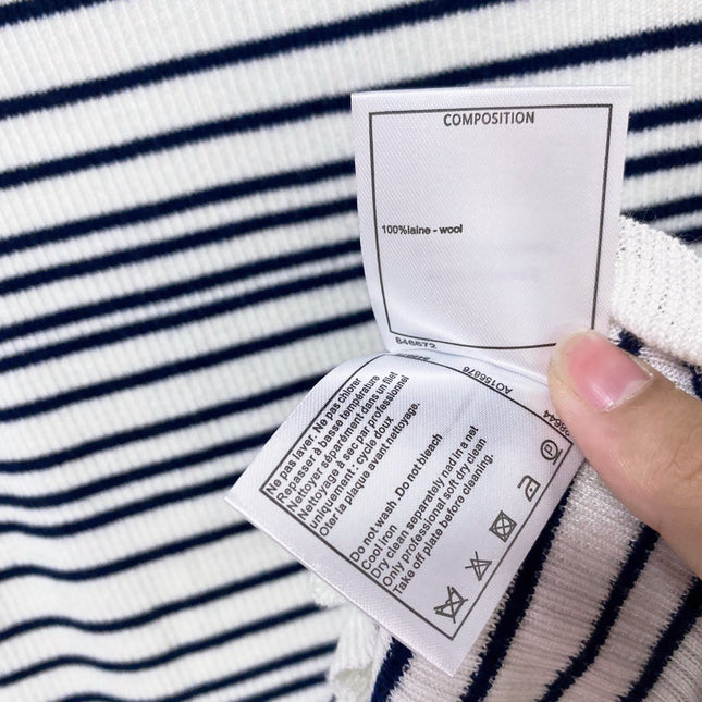 CHANEL 26S SHORT-SLEEVE SWEATER STYLE 1051