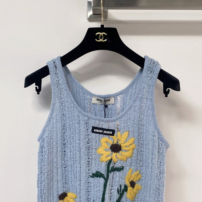 MIUMIU 26S SLEEVELESS SWEATER STYLE 1132