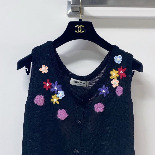 MIUMIU 26S SLEEVELESS SWEATER STYLE 1134