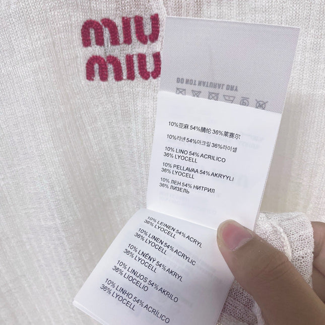 MIUMIU 26S SHORT-SLEEVED SWEATER STYLE 1135