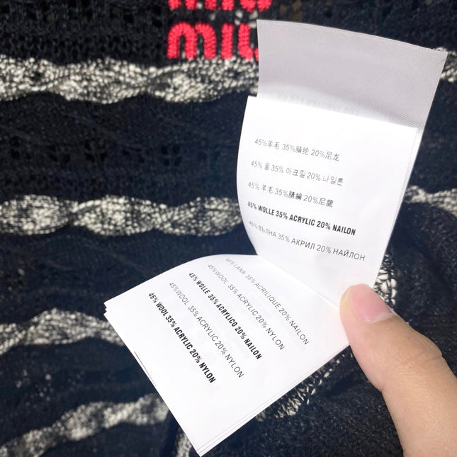 MIUMIU 26S SHORT-SLEEVED SWEATER STYLE 1046