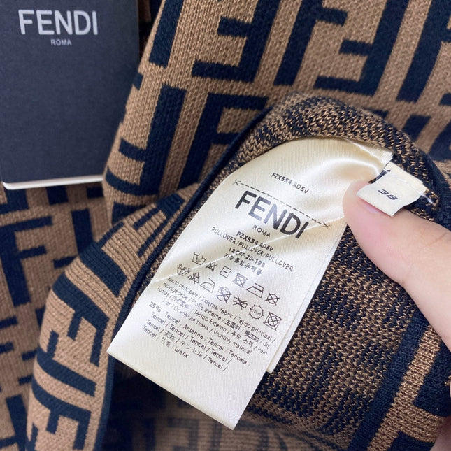FENDI 26S SLEEVELESS KNIT TOP 449
