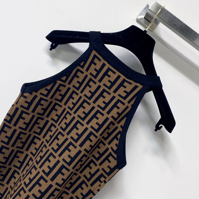FENDI 26S SLEEVELESS KNIT TOP 449