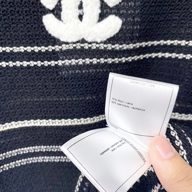 CHANEL 26S SHORT-SLEEVE KNIT TOP STYLE 1131