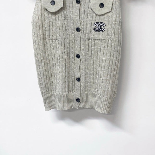 CHANEL 26S SLEEVELESS POLO KNIT TOP STYLE 1137