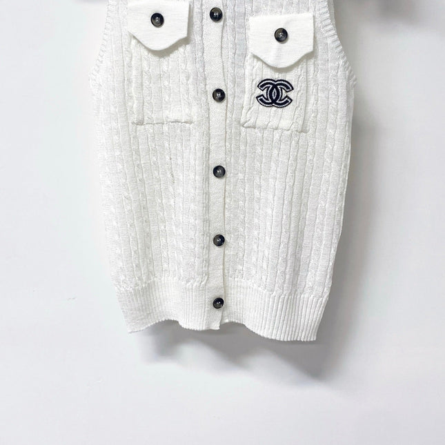 CHANEL 26S SLEEVELESS POLO KNIT TOP STYLE 1136