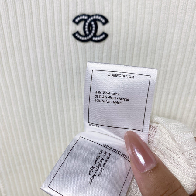 CHANEL 26S SHORT-SLEEVE KNIT TOP 1304