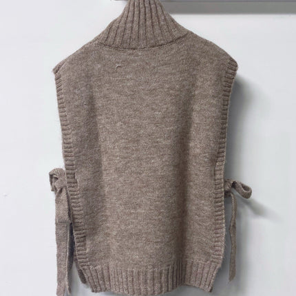 CHANEL 26S TURTLENECK TIE-SIDE KNIT VEST 1633