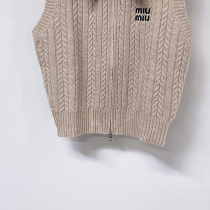 MIUMIU 26S KNIT ZIP-UP SWEATER VEST 1350