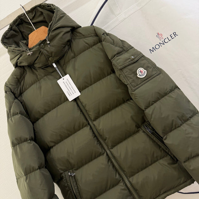 MONCLER 25S SHORT HOODED PUFFER JACKET 325