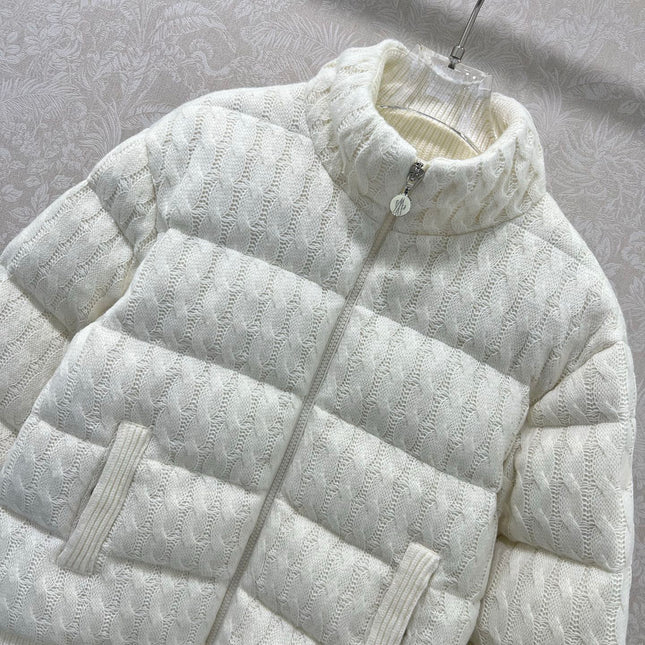 MONCLER 25S JACKET IN WHITE 095