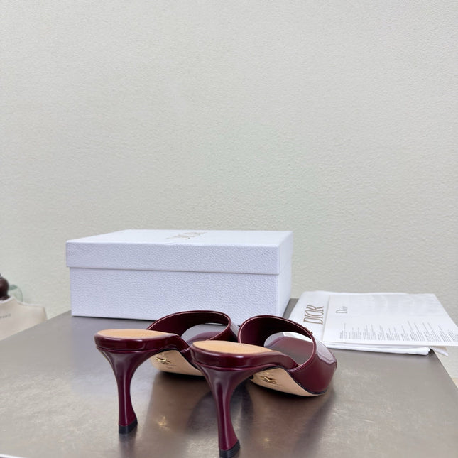 DIOR 26S KITTEN HEEL MULE SANDALS IN BURGUNDY RED PATENT CALFSKIN WITH LOGO