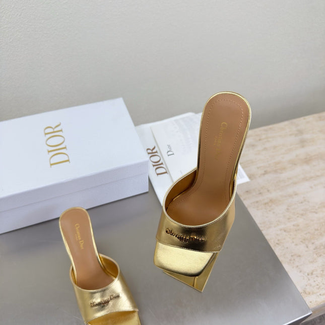 DIOR 26S KITTEN HEEL MULE SANDALS IN GOLD CALFSKIN WITH LOGO