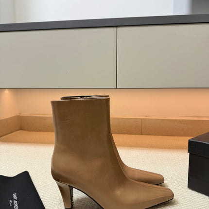 YSL 26S HEELED ANKLE BOOTS 70 MM IN BEIGE BROWN SHINY LAMBSKIN
