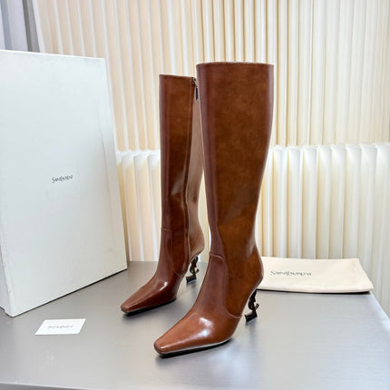 YSL 26S TALL POINTED-TOE HEELED BOOTS 80 MM IN LIGHT BROWN GLOSSY LAMBSKIN
